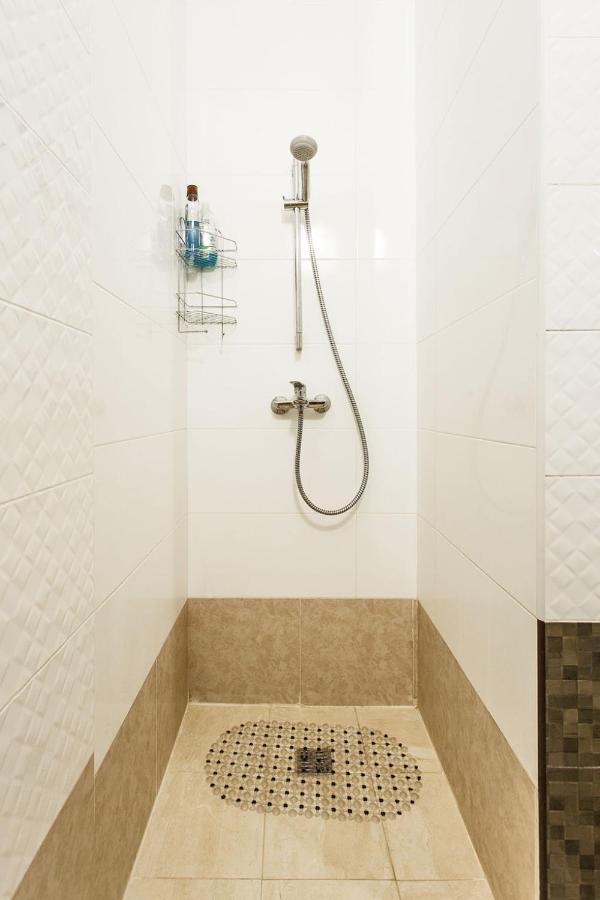 Gagarin Plaza Apartment 70 Square Metres On 12Th Floor Odessa Exterior foto